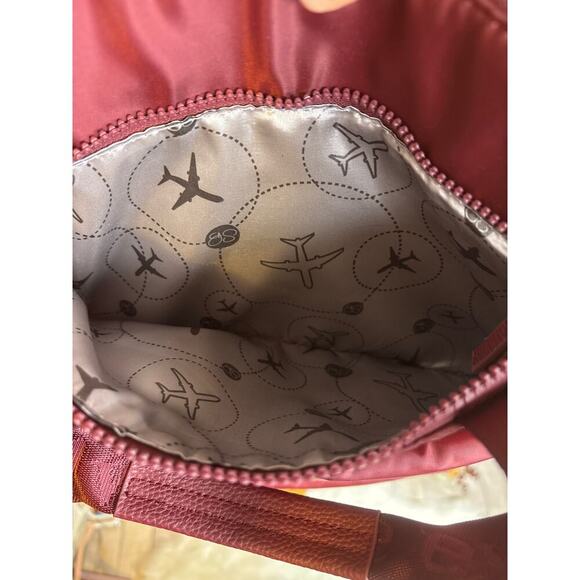 Travel Adventure Explore Backpack Tote Maroon Multiple Pockets Large - Picture 3 of 13